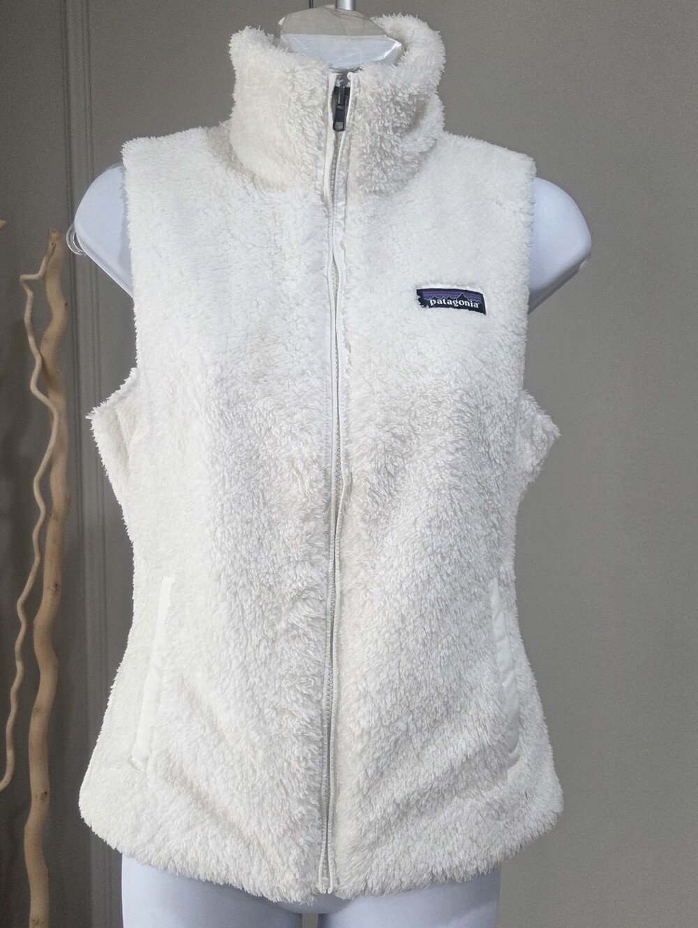 Patagonia Ivory Sherpa Fleece Vest - Zip Front Sz.S
